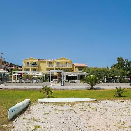 Hotel Cosmos 3*