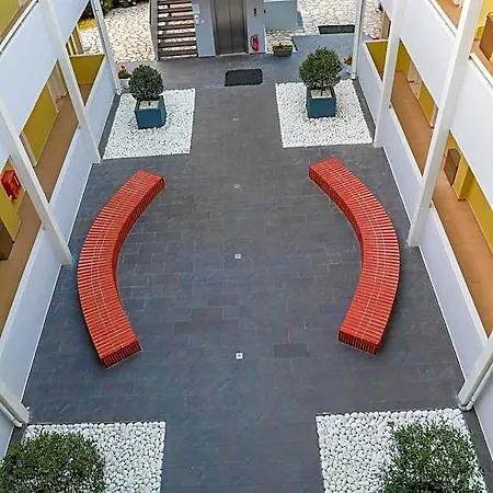 Szálloda Cosmos